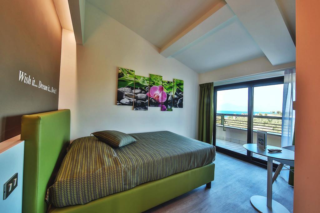 Hotel Ideal Sirmione Exterior foto